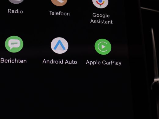 Volvo  XC60 2.0 T6 Plug-in hybrid AWD Plus Dark 350PK Aut. Facelift, Pano-Schuifdak, 21" LM velgen, 360gr. Ca... ActivLease financial lease