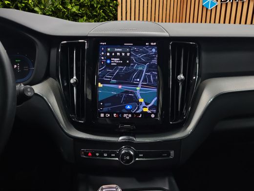 Volvo  XC60 2.0 T6 Plug-in hybrid AWD Plus Dark | Long Range! | Trekhaak | 360 Camera | Panoramadak | Harman/... ActivLease financial lease