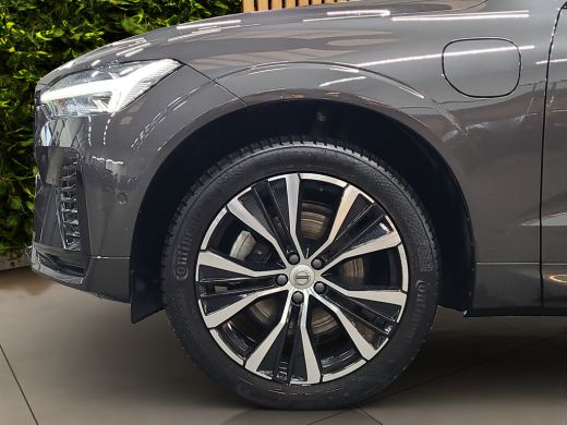 Volvo  XC60 2.0 T6 Plug-in hybrid AWD Plus Dark | Long Range! | Trekhaak | 360 Camera | Panoramadak | Harman/... ActivLease financial lease