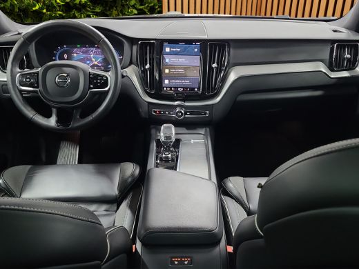 Volvo  XC60 2.0 T6 Plug-in hybrid AWD Plus Dark | Long Range! | Trekhaak | 360 Camera | Panoramadak | Harman/... ActivLease financial lease