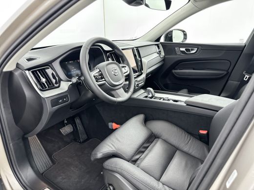 Volvo  XC60 T6 Recharge Plus Dark | 19" Allseason | 360 Camera | Trekhaak | Panoramadak | Harman Kardon | Ele... ActivLease financial lease