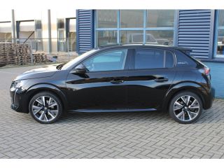 Peugeot 208 1.2 PureTech GT-Line | Achterbank in delen neerklapbaar | Achteruitrijcamera | Airco (automatisch)