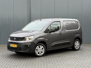 Peugeot Partner 1.5 BlueHDI 131 PK / L1H1 / ADAPTIVE CRUISE / 3-ZITS / CAMERA / TREKHAAK / KEYLESS / LMV