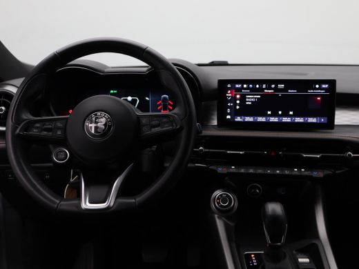 Alfa Romeo Tonale 1.3T PHEV Ti Automaat | Airco (automatisch) | Apple Carplay/Android Auto|telefoonintegratie premi... ActivLease financial lease