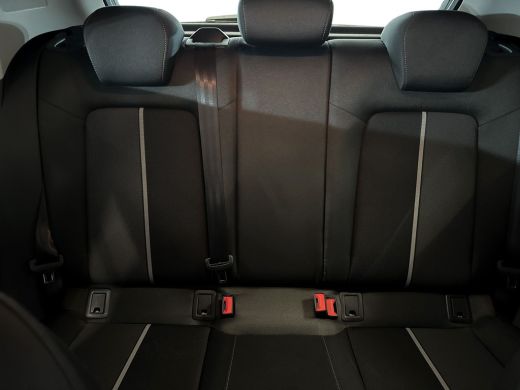 Audi A1 Sportback Sportback 25 95pk TFSI S edition Stoelverwarming voorin | Cruise control | Parkeerhulp achter ActivLease financial lease