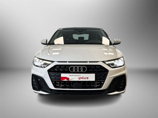 Audi A1 Sportback Sportback 25 95pk TFSI S edition Stoelverwarming voorin | Cruise control | Parkeerhulp achter ActivLease financial lease