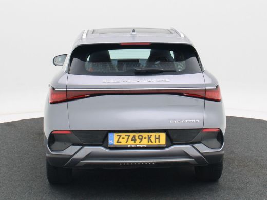 BYD ATTO 3 Comfort 60 kWh | Panoramadak | Adaptive Cruise | Climate Control | Stoelverwarming | Navigatie | ... ActivLease financial lease