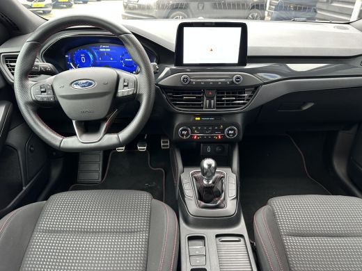 Ford Focus 1.0 125PK Hybrid ST Line X | LED KOPLAMPEN| STUUR-, STOEL- EN VOORRUITVERWARMING| NAVIGATIE| CAME... ActivLease financial lease