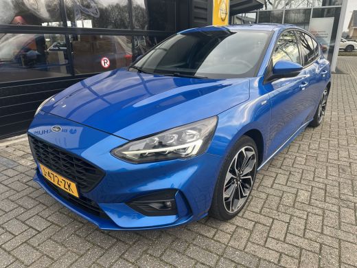 Ford Focus 1.0 125PK Hybrid ST Line X | LED KOPLAMPEN| STUUR-, STOEL- EN VOORRUITVERWARMING| NAVIGATIE| CAME... ActivLease financial lease