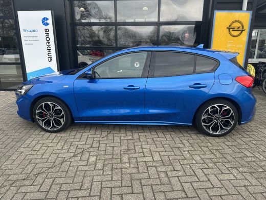 Ford Focus 1.0 125PK Hybrid ST Line X | LED KOPLAMPEN| STUUR-, STOEL- EN VOORRUITVERWARMING| NAVIGATIE| CAME... ActivLease financial lease