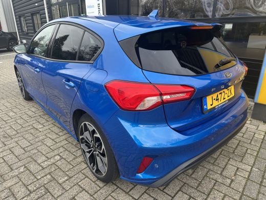 Ford Focus 1.0 125PK Hybrid ST Line X | LED KOPLAMPEN| STUUR-, STOEL- EN VOORRUITVERWARMING| NAVIGATIE| CAME... ActivLease financial lease