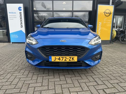 Ford Focus 1.0 125PK Hybrid ST Line X | LED KOPLAMPEN| STUUR-, STOEL- EN VOORRUITVERWARMING| NAVIGATIE| CAME... ActivLease financial lease