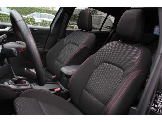 Ford Focus 1.0 EcoBoost Hybrid ST Line X | VOL! | PANO DAK | AGR ZETEL | B&O AUDIO | ADAPTIVE CRUISE | CAMER... ActivLease financial lease