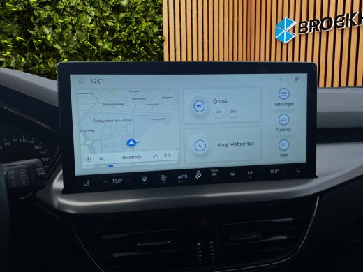 Ford Focus 1.0 EcoBoost Hybrid Titanium | Lage km. stand! | Draadloos Apple Carlay | Stoel-stuurverw. | Clim... ActivLease financial lease