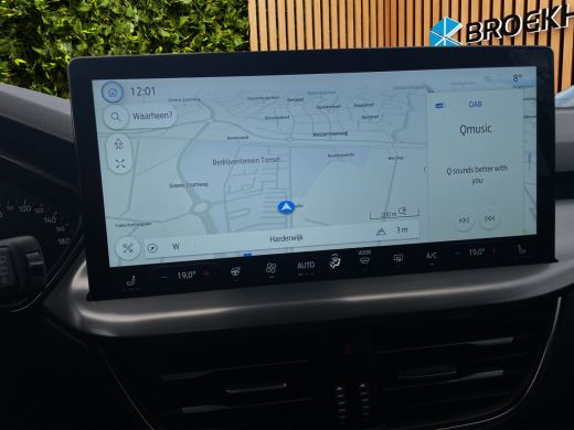 Ford Focus 1.0 EcoBoost Hybrid Titanium | Lage km. stand! | Draadloos Apple Carlay | Stoel-stuurverw. | Clim... ActivLease financial lease