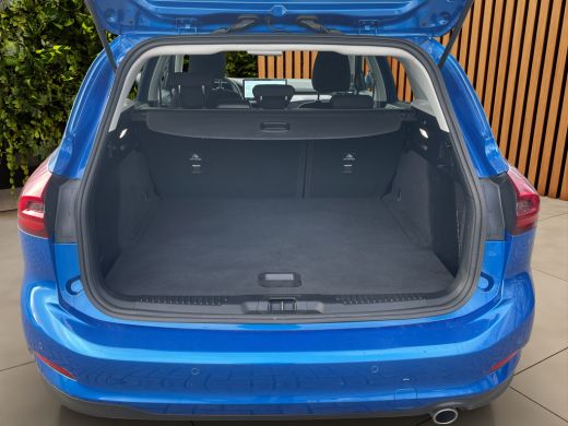 Ford Focus 1.0 EcoBoost Hybrid Titanium | Lage km. stand! | Draadloos Apple Carlay | Stoel-stuurverw. | Clim... ActivLease financial lease