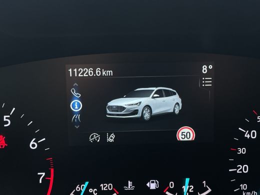 Ford Focus 1.0 EcoBoost Hybrid Titanium | Lage km. stand! | Draadloos Apple Carlay | Stoel-stuurverw. | Clim... ActivLease financial lease