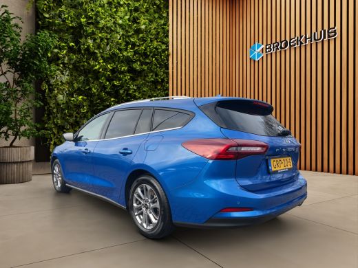 Ford Focus 1.0 EcoBoost Hybrid Titanium | Lage km. stand! | Draadloos Apple Carlay | Stoel-stuurverw. | Clim... ActivLease financial lease