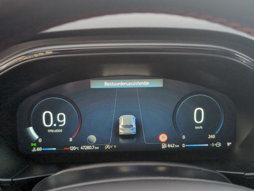 Ford Focus Wagon 1.0 EcoB ST Line X Panoramadak | 18 Inch LMV | Winterpack | El.Klep ActivLease financial lease