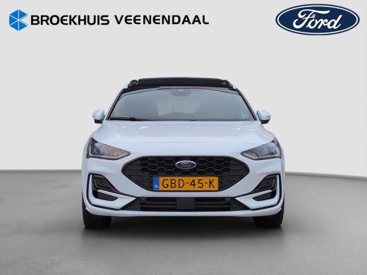 Ford Focus Wagon 1.0 EcoB ST Line X Panoramadak | 18 Inch LMV | Winterpack | El.Klep ActivLease financial lease