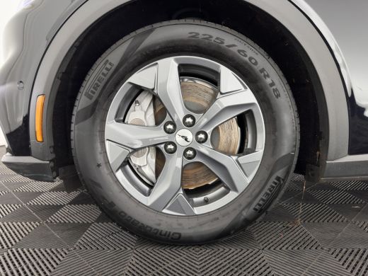 Ford Mustang Mach-E Mach-E RWD 75 kWh (3-Fase) (INCL-BTW) Aut. *LUXURY-LEATHER | FULL-LED | DAB | DIGI-COCKPIT | KEYL... ActivLease financial lease