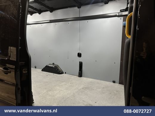 Ford Transit 2.0 TDCI 170pk L4H3 Jumbo Euro6 Airco | Camera | Navigatie | Cruisecontrol | Omvormer Elektrisch ... ActivLease financial lease