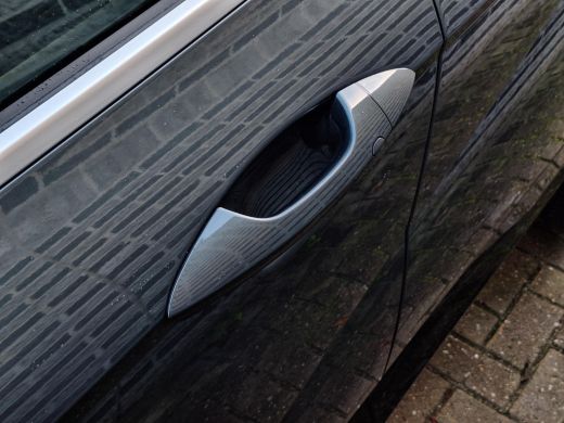 Hyundai Kona Comfort Smart 65.4 kWh | Apple Carplay/Android Auto | Stoel/stuurverwarming | Elektrische achterk... ActivLease financial lease