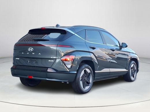 Hyundai Kona Comfort Smart 65.4 kWh | Apple Carplay/Android Auto | Stoel/stuurverwarming | Elektrische achterk... ActivLease financial lease