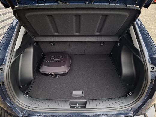 Hyundai Kona Comfort Smart 65.4 kWh Warmte Pomp | Apple Carplay / Android Auto | Stoel / Stuurverwarming | Cam... ActivLease financial lease