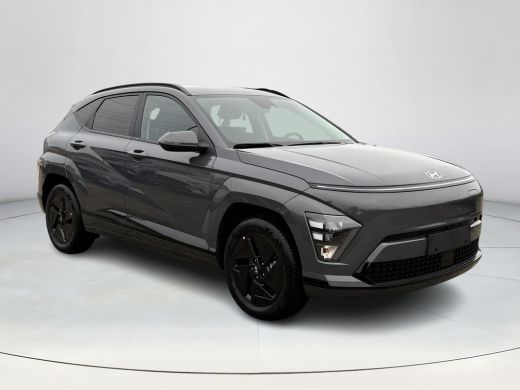 Hyundai Kona Long Range Pure Edition 64.8 kWh | 2.500,- korting! | Uit voorraad leverbaar | Stoel/stuurverwarm... ActivLease financial lease