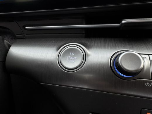 Hyundai Kona Premium 65.4 kWh | 7.500,- korting! | Uit voorraad leverbaar! | Elektrische stoelen | Stoelgeheug... ActivLease financial lease