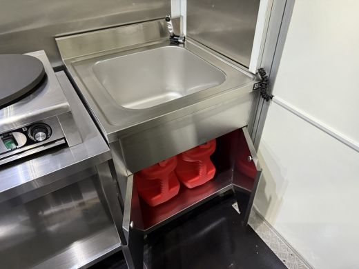 Iveco Daily 35S14 2.3 410 | Foodtruck | Pannenkoek | Wafelijzer | Poffertjes | Cr&ecirc;pes | Stroopwafel | Suikers... ActivLease financial lease