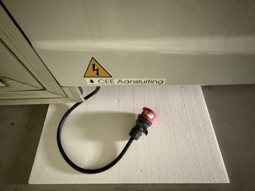 Iveco Daily 35S14 2.3 410 | Foodtruck | Pannenkoek | Wafelijzer | Poffertjes | Cr&ecirc;pes | Stroopwafel | Suikers... ActivLease financial lease