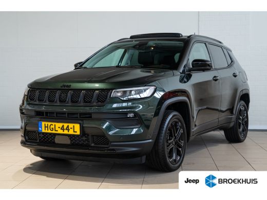 Jeep Compass 4xe 240 Plug-in Hybrid Electric North Star | Panoramadak | Premium Sound | Camera | Navigatie | S...