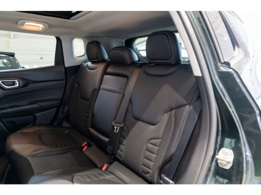 Jeep Compass 4xe 240 Plug-in Hybrid Electric North Star | Panoramadak | Premium Sound | Camera | Navigatie | S... ActivLease financial lease