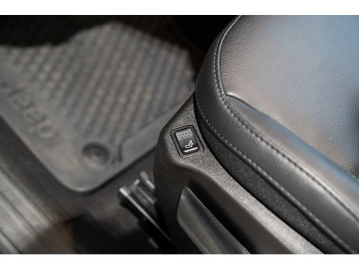 Jeep Compass 4xe 240 Plug-in Hybrid Electric North Star | Panoramadak | Premium Sound | Camera | Navigatie | S... ActivLease financial lease