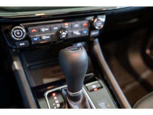 Jeep Compass 4xe 240 Plug-in Hybrid Electric North Star | Panoramadak | Premium Sound | Camera | Navigatie | S... ActivLease financial lease