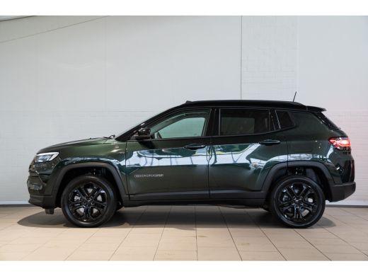 Jeep Compass 4xe 240 Plug-in Hybrid Electric North Star | Panoramadak | Premium Sound | Camera | Navigatie | S... ActivLease financial lease