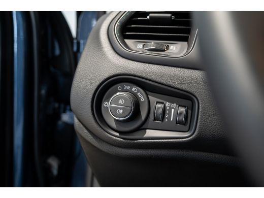 Jeep Renegade 1.5T e-Hybrid Summit | Lederen Bekleding | Navigatie | Camera | Stoel & Stuurverwarming | LED Ver... ActivLease financial lease