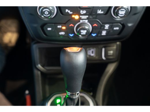 Jeep Renegade 1.5T e-Hybrid Summit | Lederen Bekleding | Navigatie | Camera | Stoel & Stuurverwarming | LED Ver... ActivLease financial lease