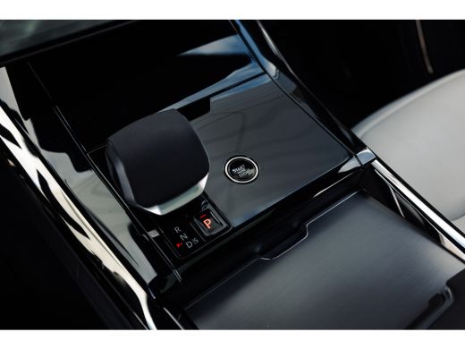 Land Rover Range Rover Sport P460e Dynamic SE PHEV | 23 Inch | Softclose | El. trekhaak | Cold Climate | Pano ActivLease financial lease