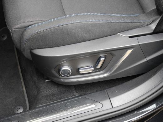 Lynk & Co 01 1.5 | Achterbank in delen neerklapbaar | Achteropkomend verkeer waarschuwing | Airco (automatisch) ActivLease financial lease