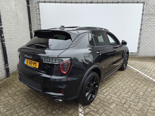Lynk & Co 01 1.5 | Achterbank in delen neerklapbaar | Achteropkomend verkeer waarschuwing | Airco (automatisch) ActivLease financial lease
