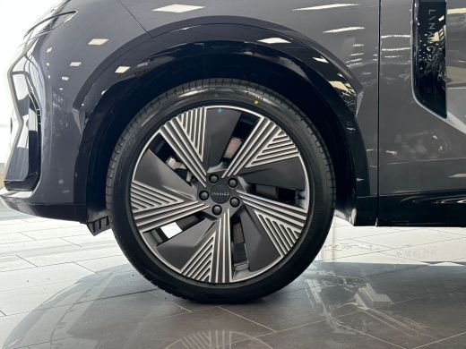 Lynk & Co 08 1.5 More | 200 km elektrisch | 360 Camera | Panoramadak | Harman Kardon | Stoelmassage | ActivLease financial lease