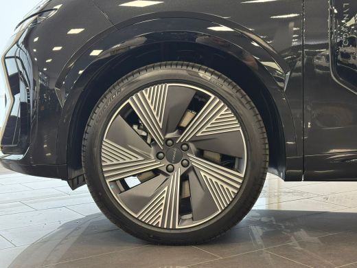 Lynk & Co 08 1.5 More | 200 km elektrisch | 360 Camera | Panoramadak | Harman Kardon | Stoelmassage | ActivLease financial lease