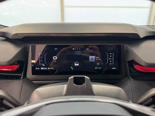 Lynk & Co 08 1.5 More | 200 km elektrisch | 360 Camera | Panoramadak | Harman Kardon | Stoelmassage | ActivLease financial lease