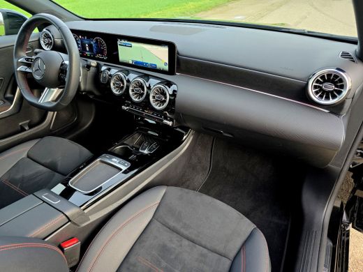 Mercedes-Benz A-Klasse 250 e Star Edition AMG Line - 165 Pk - Euro 6 - Navi - Sfeerverlichting ActivLease financial lease