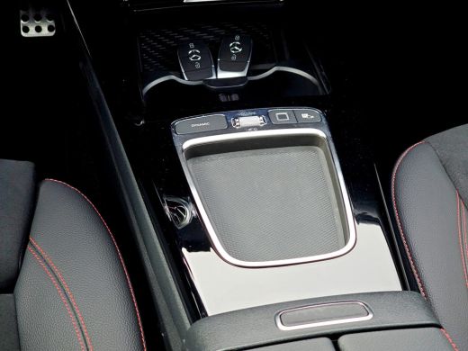 Mercedes-Benz A-Klasse 250 e Star Edition AMG Line - 165 Pk - Euro 6 - Navi - Sfeerverlichting ActivLease financial lease