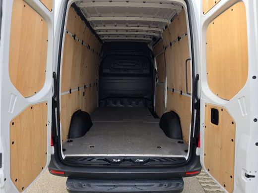 Mercedes-Benz Sprinter 315 1.9 CDI L2 H2 RWD - 150 Pk - Euro 6 - Navi - ParkeerCamera - Cruise Control ActivLease financial lease