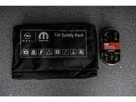 Opel Combo 1.5D L1H1 | Airco | Cruise | PDC | MF Stuurwiel | Schuifdeur ActivLease financial lease